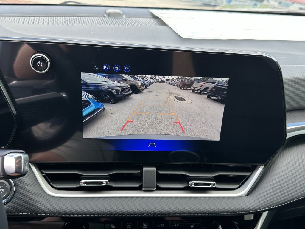 2027 Chevrolet Equinox LT - Photo 26