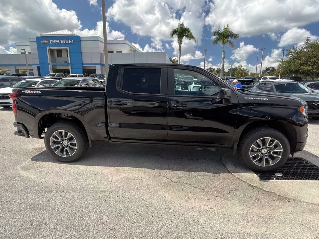 2026 Chevrolet Silverado 1500 RST - Photo 4