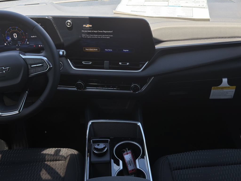 2027 Chevrolet Equinox LT - Photo 12