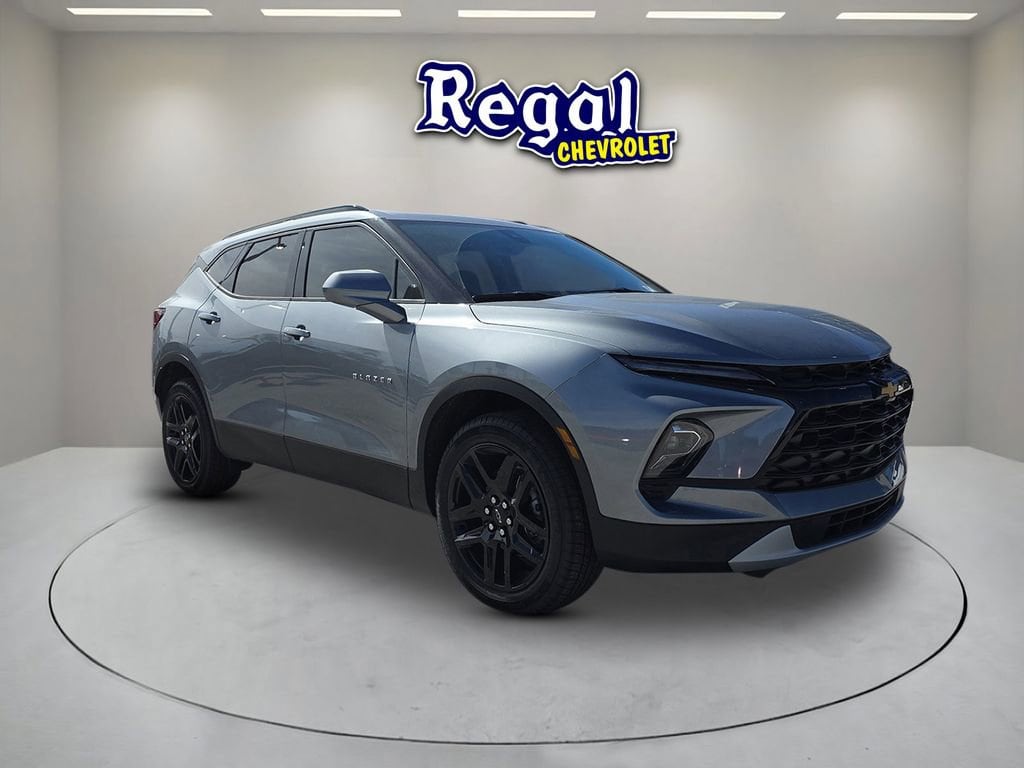 2025 Chevrolet Blazer 2LT's photo
