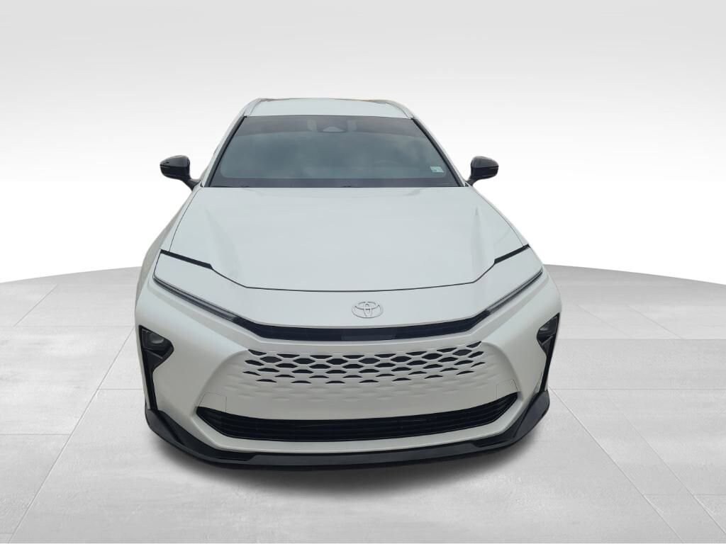 Used 2025 Toyota Crown Signia XLE