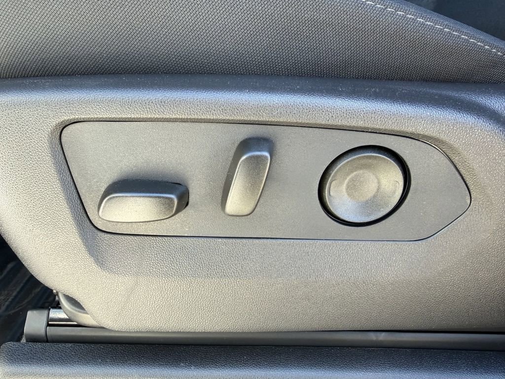 2026 Chevrolet Silverado 3500 HD LT - Photo 17