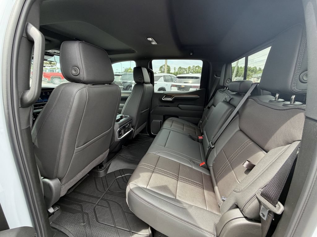 2026 Chevrolet Silverado 1500 High Country - Photo 12