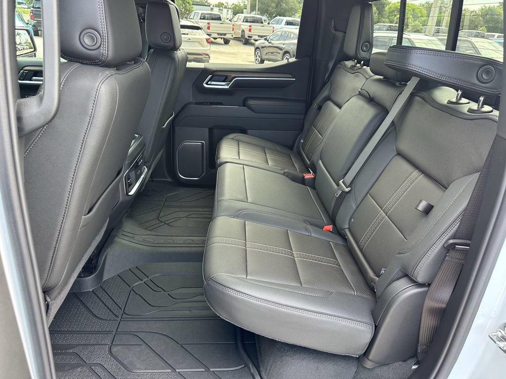 2026 Chevrolet Silverado 1500 High Country - Photo 16