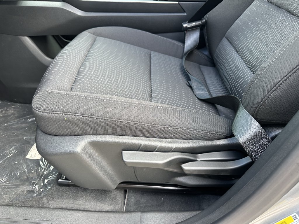 2027 Chevrolet Equinox LT - Photo 19