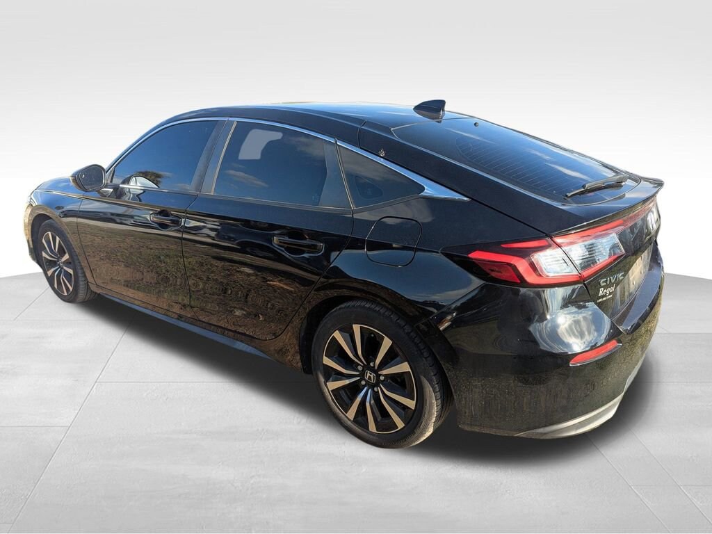 Used 2024 Honda Civic Hatchback EX-L