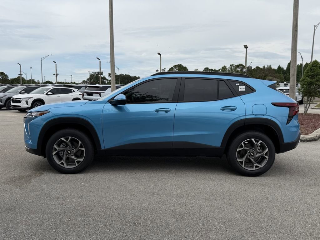 2026 Chevrolet Trax LT - Photo 8