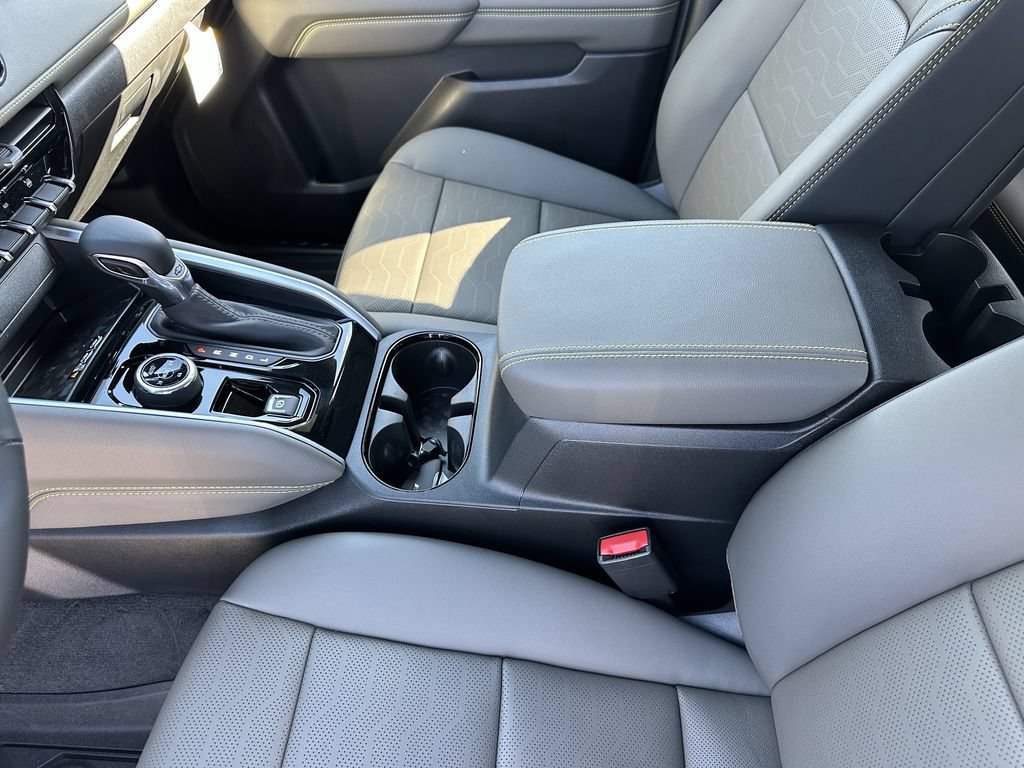 2026 Chevrolet Colorado ZR2 - Photo 17