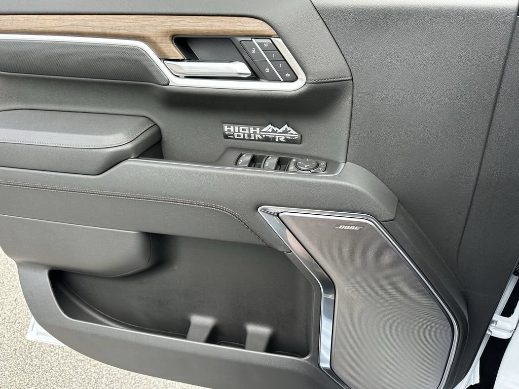 2026 Chevrolet Silverado 1500 High Country - Photo 24