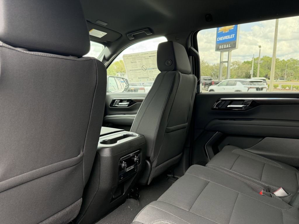 2026 Chevrolet Suburban LS - Photo 15