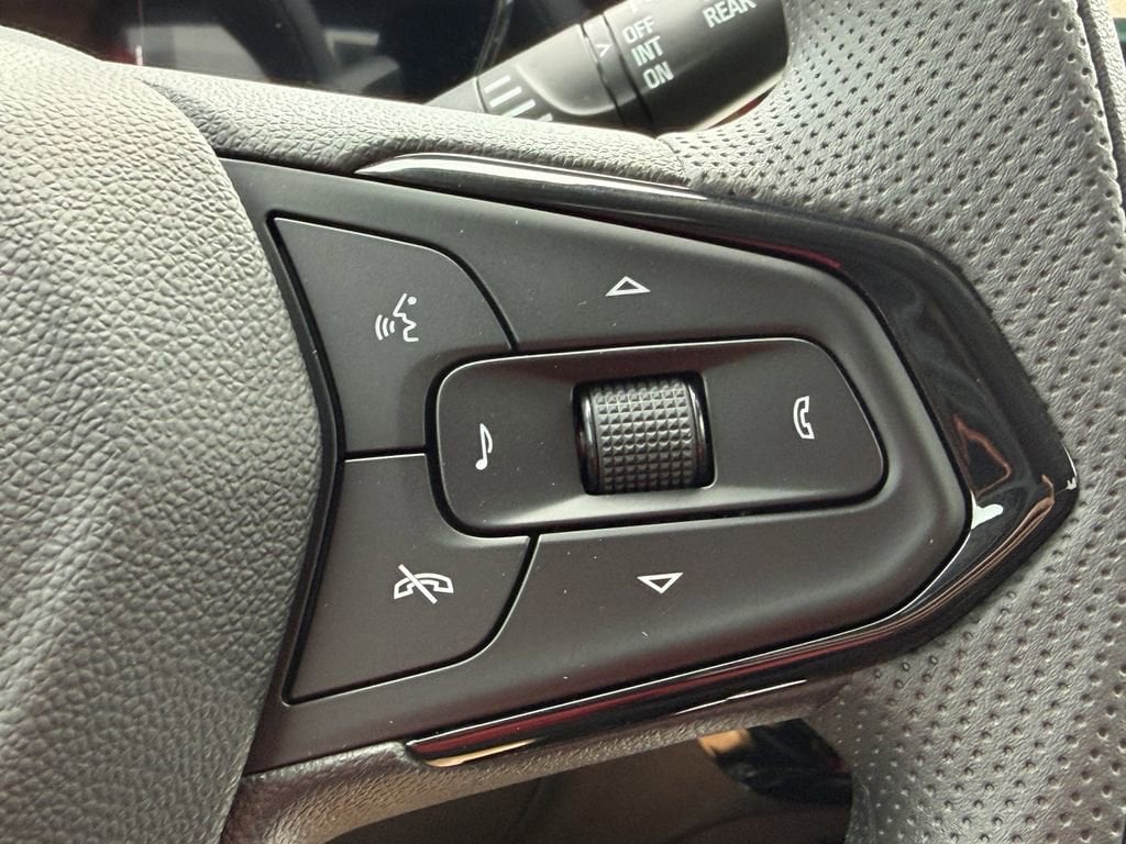 2026 Chevrolet Trax LT - Photo 30