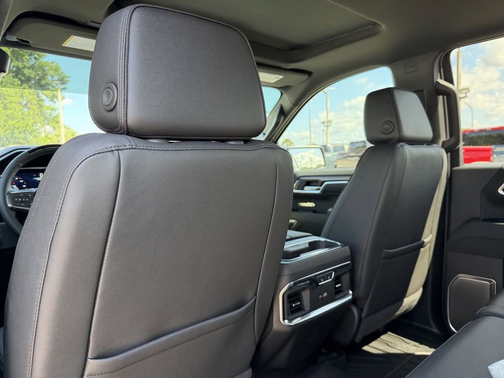 2026 Chevrolet Silverado 1500 High Country - Photo 16
