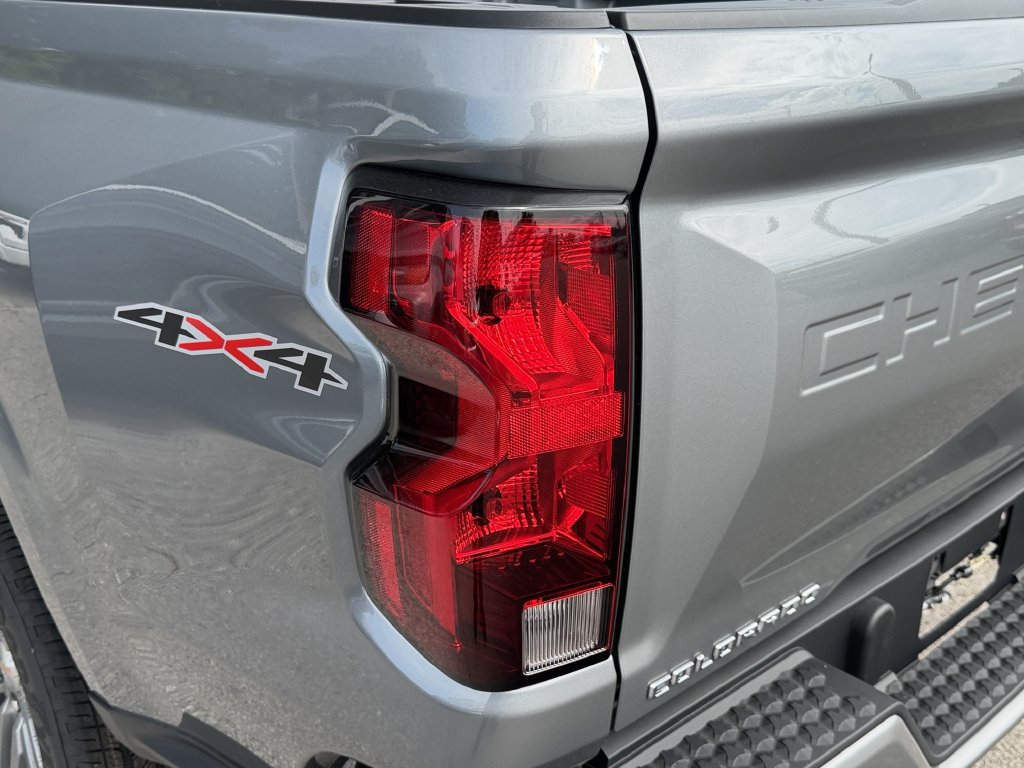 2026 Chevrolet Colorado LT - Photo 10