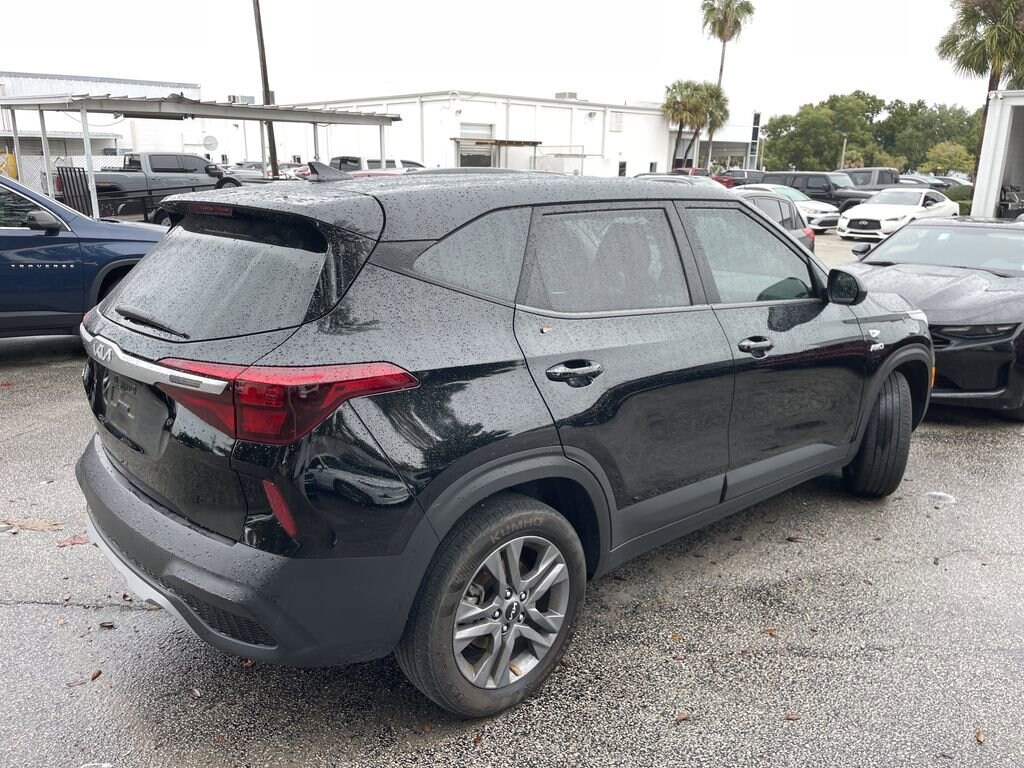 Used 2023 Kia Seltos LX