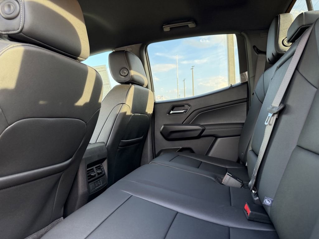 2026 Chevrolet Colorado LT - Photo 15