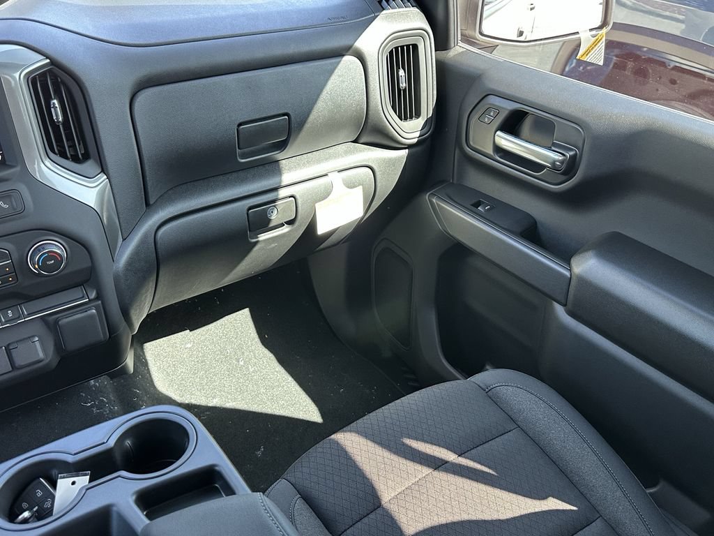 2026 Chevrolet Silverado 1500 Custom - Photo 12