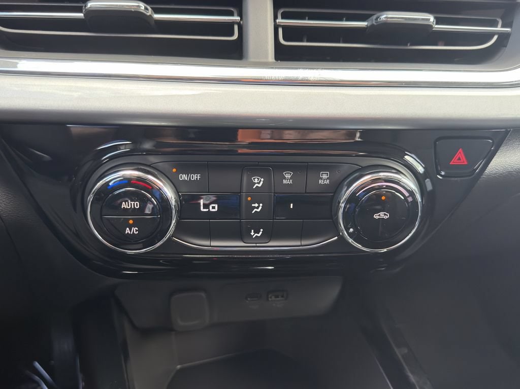 2026 Chevrolet Trax LT - Photo 28