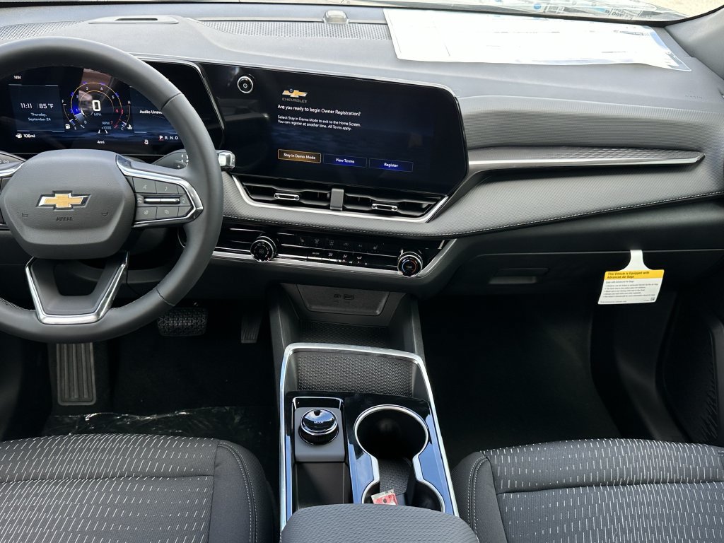 2027 Chevrolet Equinox LT - Photo 12