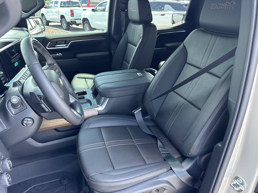 2026 Chevrolet Silverado 1500 High Country - Photo 18
