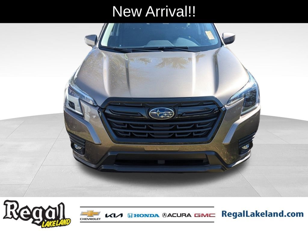 2024 Subaru Forester Premium