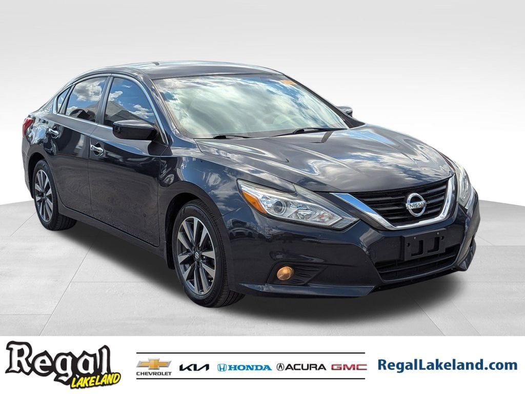 Used 2016 Nissan Altima SV with VIN 1N4AL3AP1GC164591 for sale in Lakeland, FL