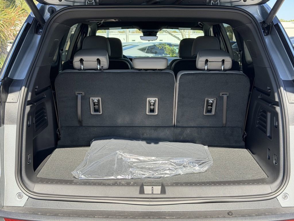 2026 GMC Acadia Elevation - Photo 9