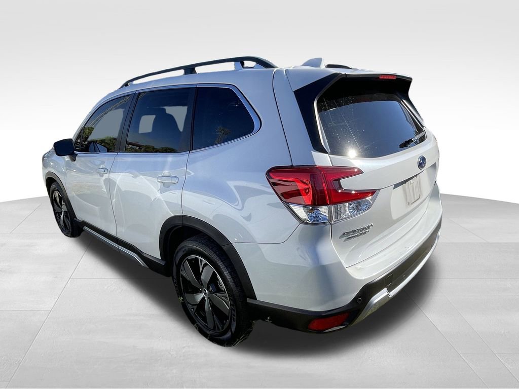 2021 Subaru Forester Touring photo 2