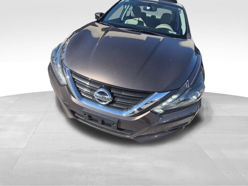 Used 2017 Nissan Altima 2.5 SL Sedan