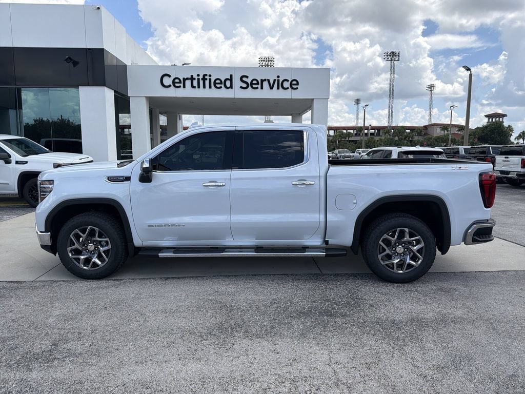 2026 GMC Sierra 1500 SLT - Photo 7