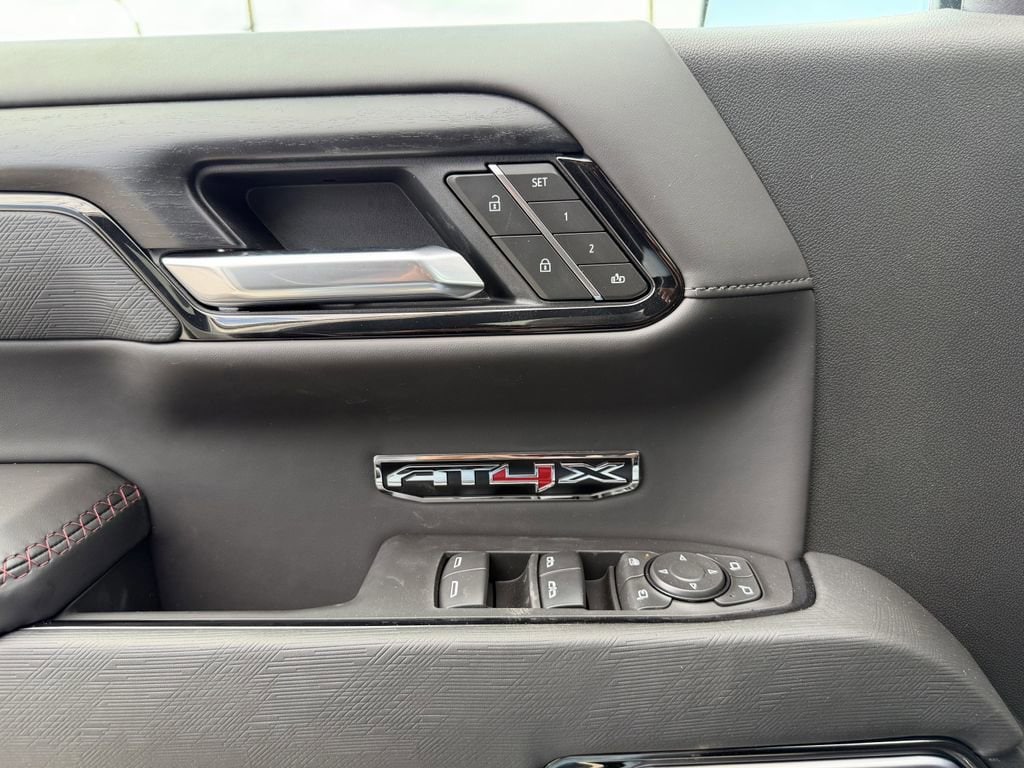 2026 GMC Sierra 1500 AT4X - Photo 23