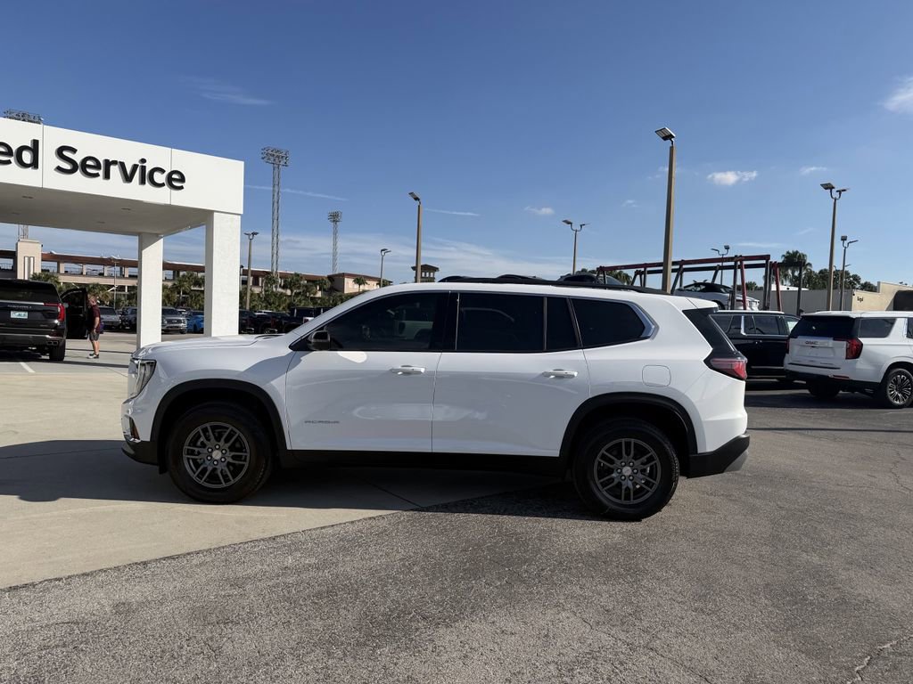 2026 GMC Acadia Elevation - Photo 7