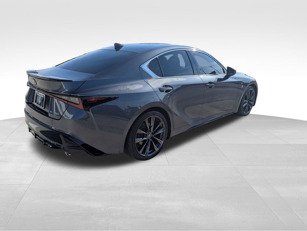 2021 Lexus IS 350 F SPORT photo 4