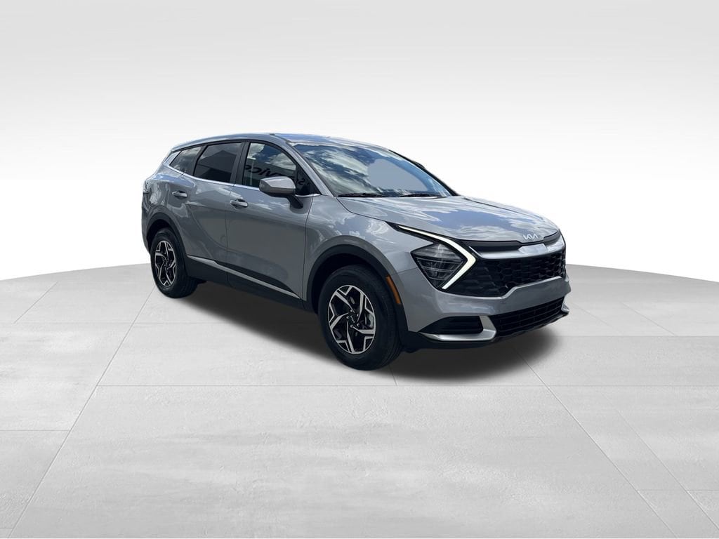 Used 2024 Kia Sportage LX with VIN KNDPUCDF2R7267941 for sale in Lakeland, FL