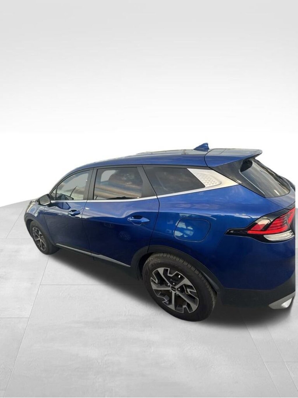 Used 2024 Kia Sportage EX SUV