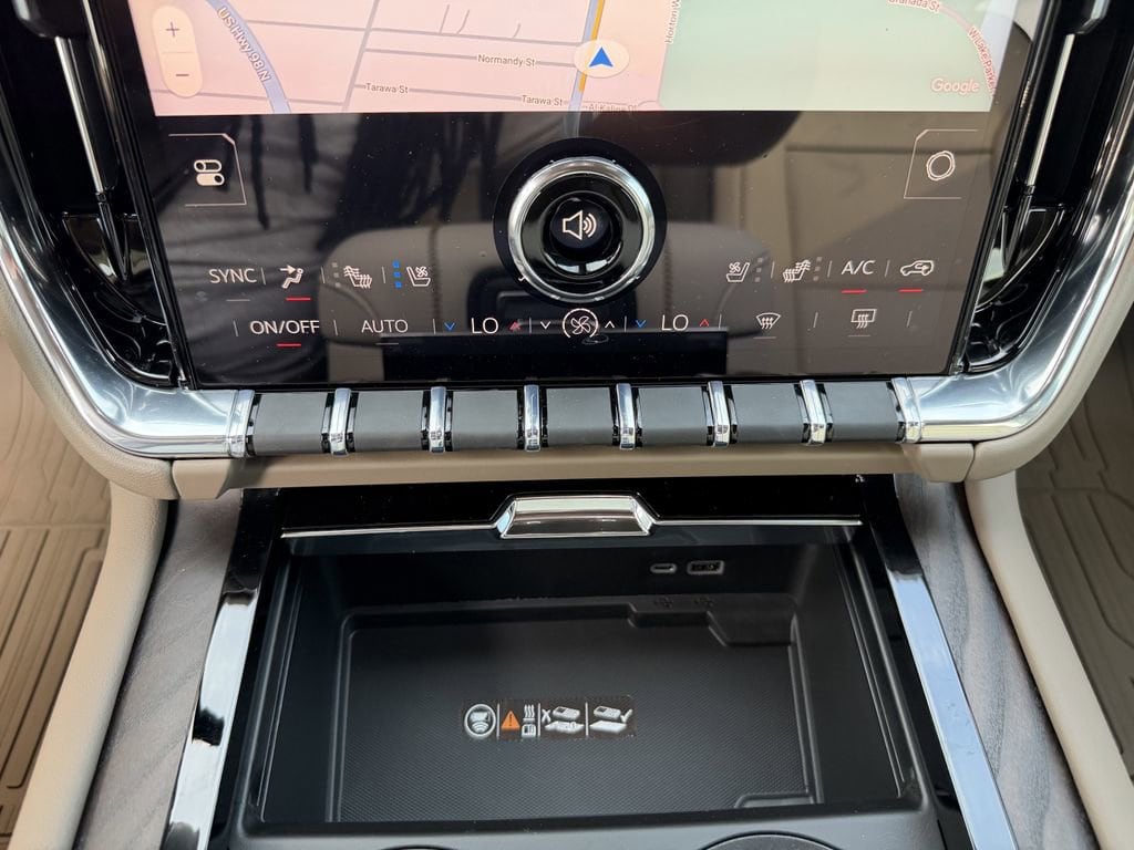 2026 GMC Yukon XL Denali - Photo 27