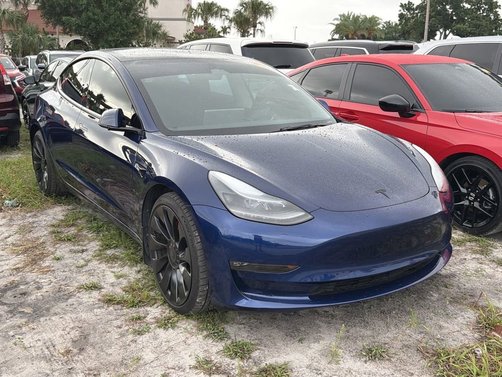 2023 Tesla Model 3 Performance's photo