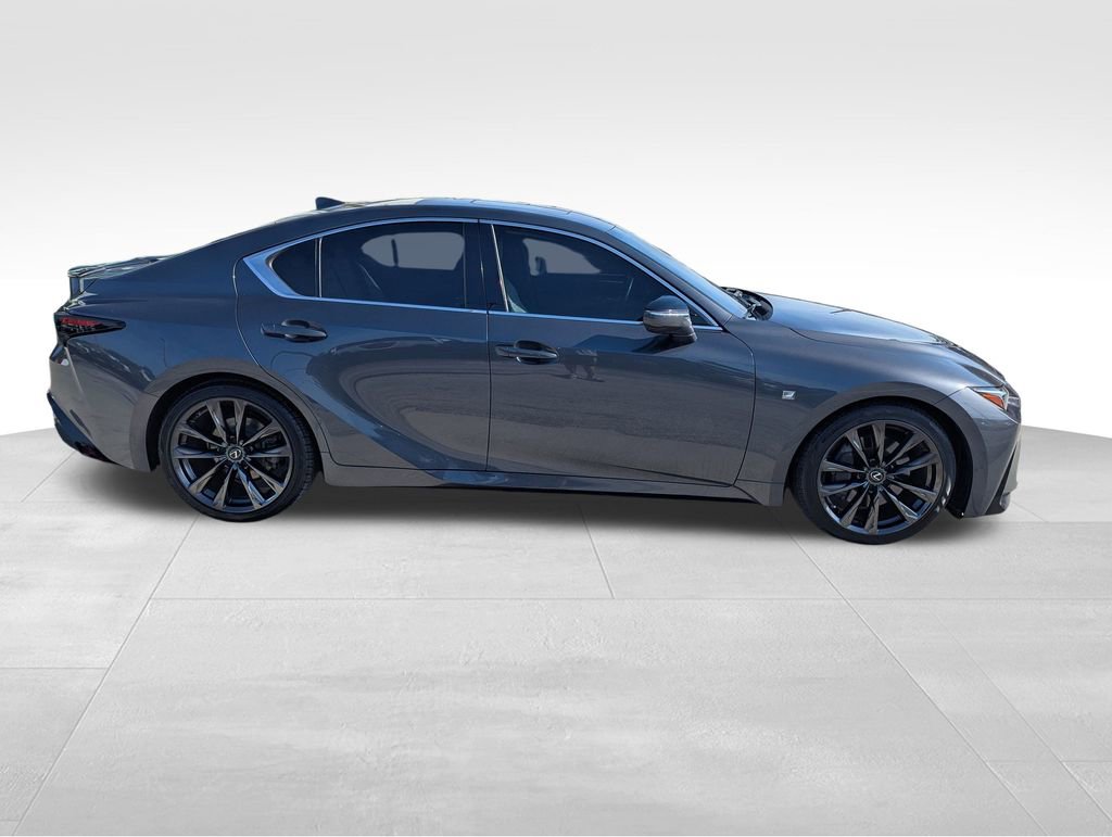 2021 Lexus IS 350 F SPORT photo 3