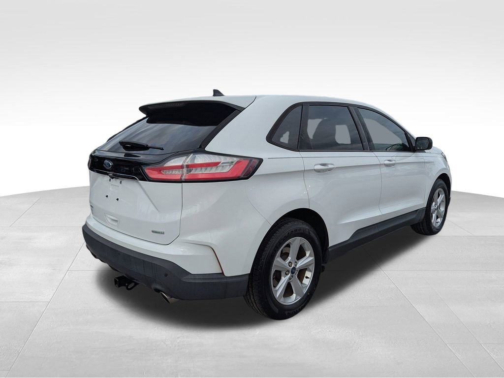 2020 Ford Edge SE photo 4