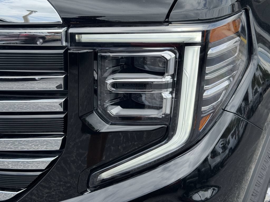 2026 GMC Sierra 1500 SLT - Photo 10
