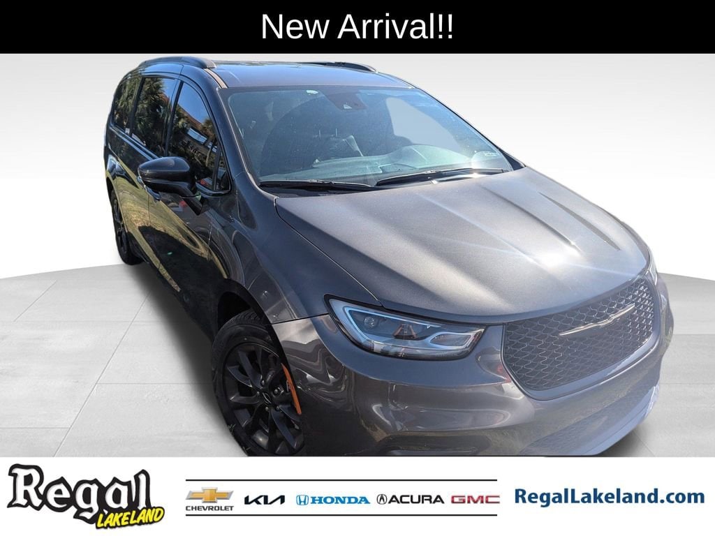 2021 Chrysler Pacifica Touring L
