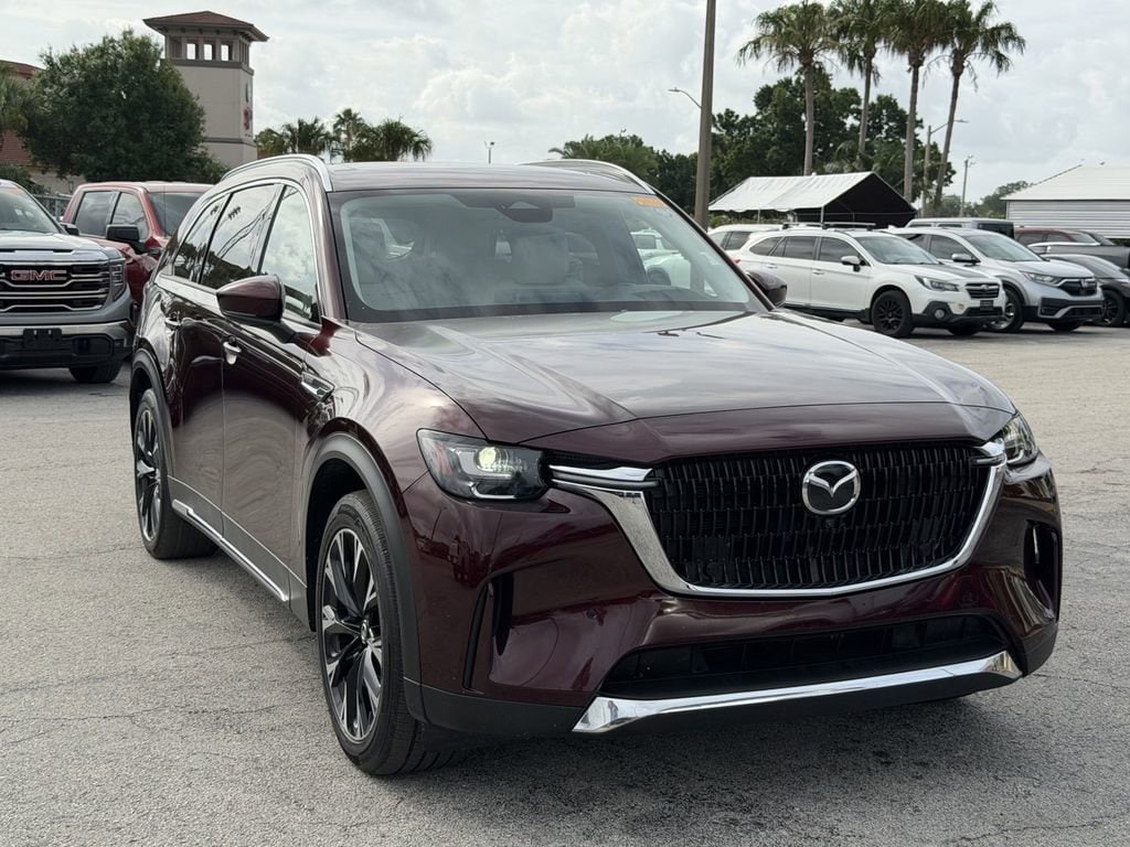 2024 Mazda CX-90 PHEV Premium Plus Package's photo