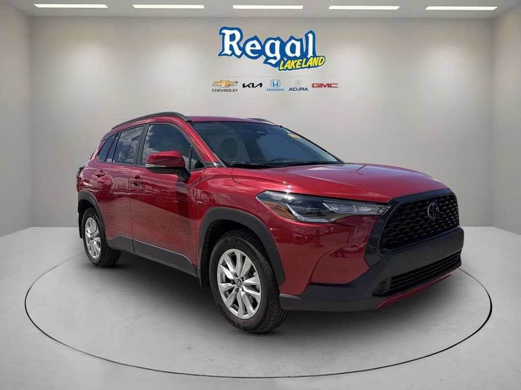 2024 Toyota Corolla Cross LE
