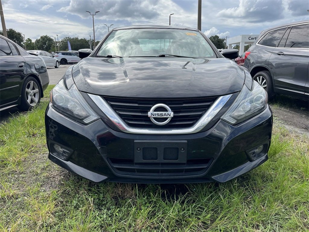 Used 2017 Nissan Altima SR with VIN 1N4AL3AP4HC485963 for sale in Lakeland, FL