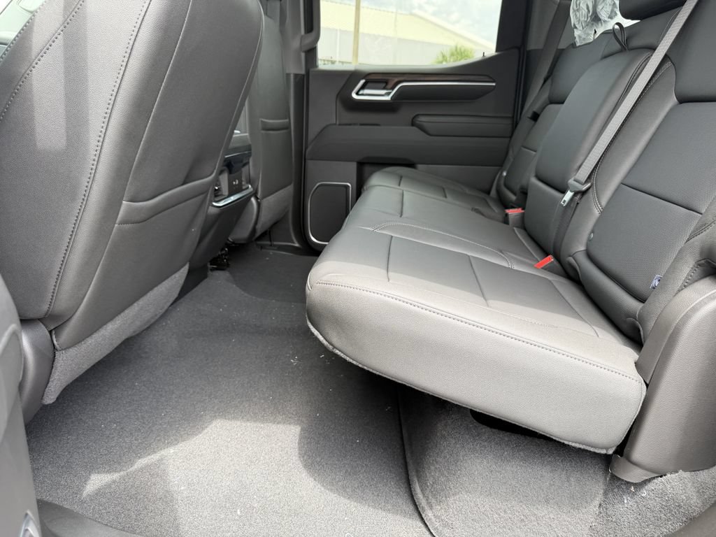 2026 GMC Sierra 1500 SLT - Photo 19