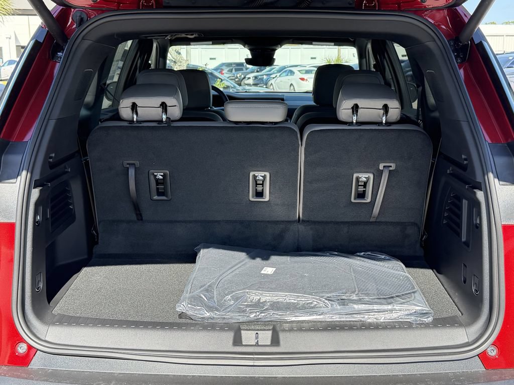 2026 GMC Acadia Elevation - Photo 9