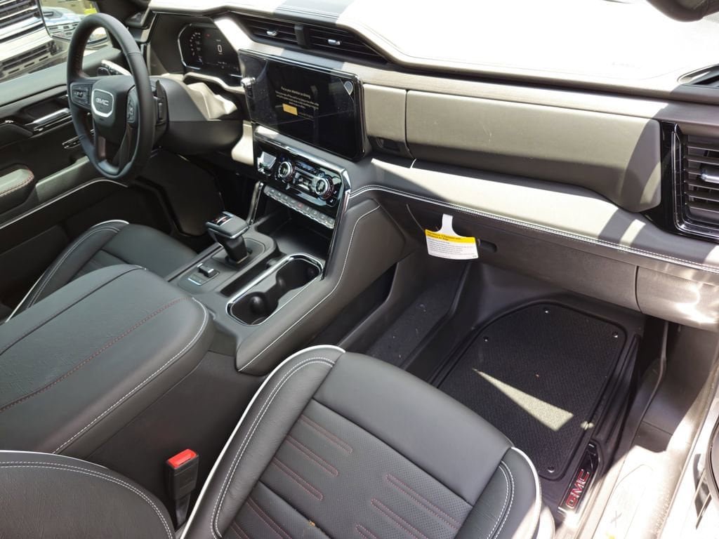 2026 GMC Sierra 1500 AT4X - Photo 14