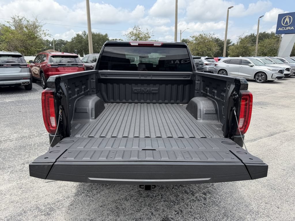 2026 GMC Sierra 1500 SLT - Photo 13