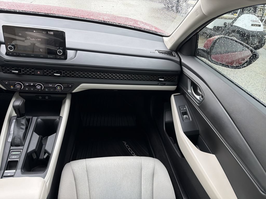 2024 Honda Accord EX - Photo 17