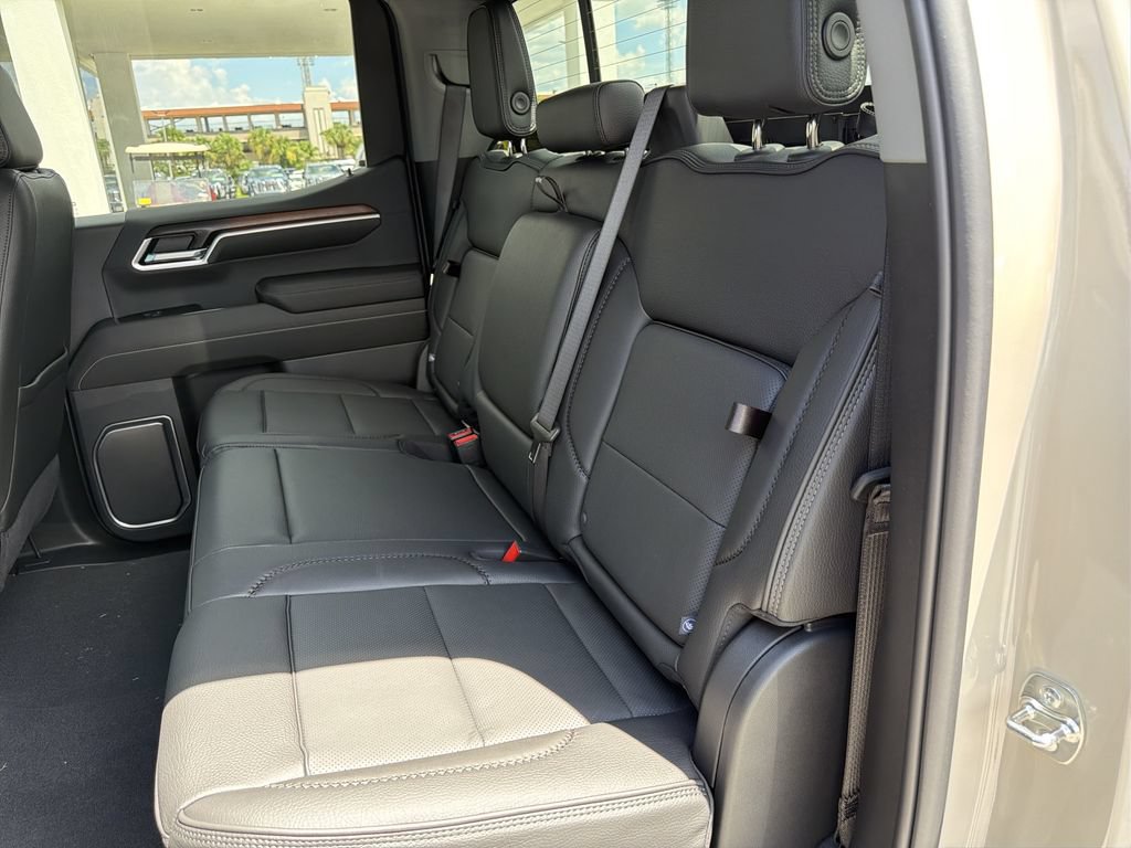 2026 GMC Sierra 1500 Denali - Photo 17