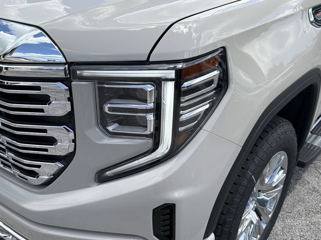 2026 GMC Sierra 1500 Denali - Photo 9
